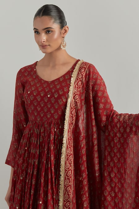 Buy Ikshita Choudhary Red Chanderi Embroidery V-neck Block Printed Anarkali Set Buy_Ikshita Choudhary_Red Chanderi Embroidery V-neck Block Printed Anarkali Set