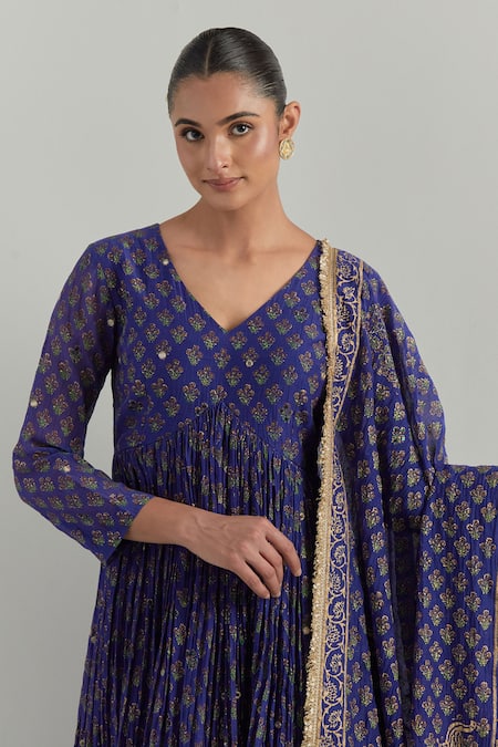 Ikshita Choudhary Blue Chanderi Embroidery V-neck Block Printed Anarkali Set at Aza Fashions Ikshita Choudhary_Blue Chanderi Embroidery V-neck Block Printed Anarkali Set _at_Aza_Fashions