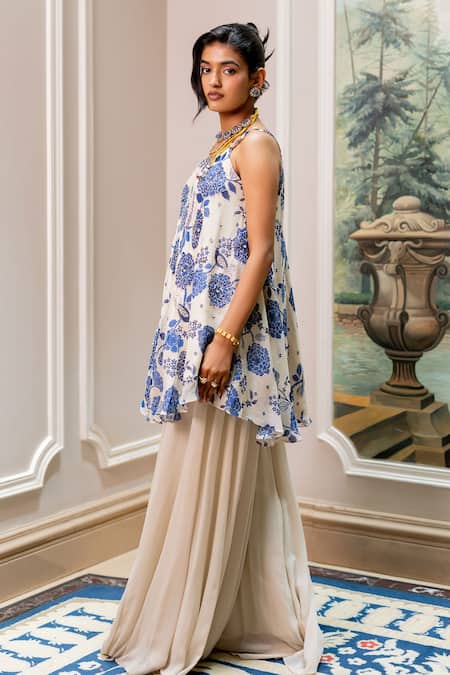 Paulmi And Harsh Blue Georgette Embroidery, Sequins Round Neck Floral Tunic And Palazzo Set Online at Aza Fashions Paulmi And Harsh_Blue Georgette Embroidery, Sequins Round Neck Floral Tunic And Palazzo Set _Online_at_Aza_Fashions