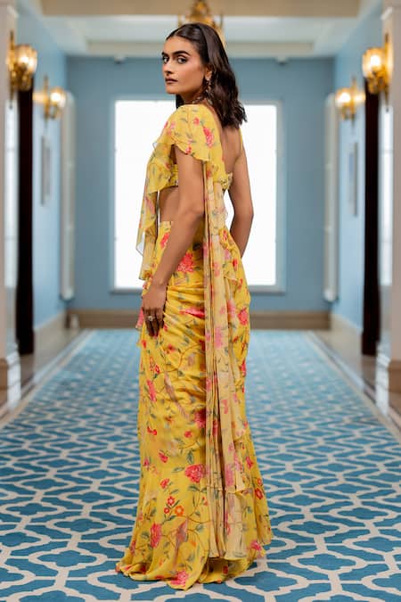 Buy_Paulmi And Harsh_Yellow Silk, Georgette Embroidery Round Neck Floral Pre-draped Saree Set _Online_at_Aza_Fashions