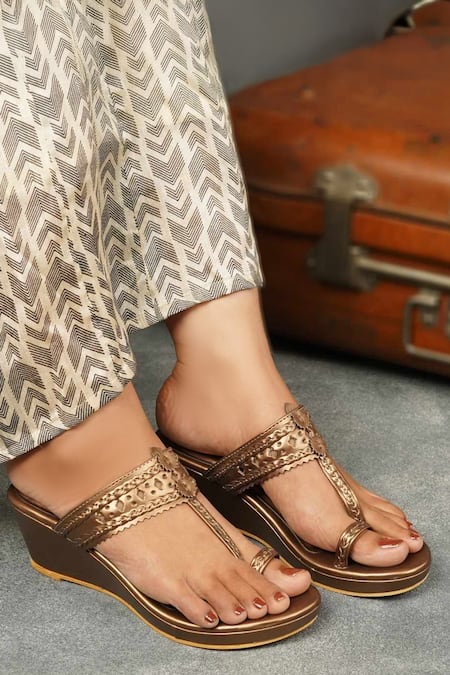 The Madras Trunk Haiku Wedges 
