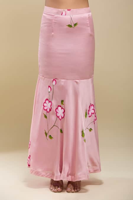 Samyukta Singhania_Pink Satin Embroidery, Lace Round Neck Padded Blouse And Hand Painted Skirt Set _Online_at_Aza_Fashions