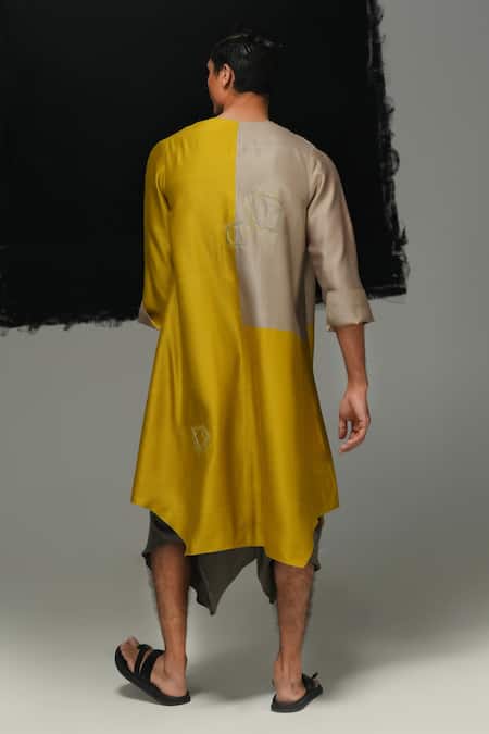 Urvashi Kaur Dusty Pink & Pearl White Handwoven Kurta 