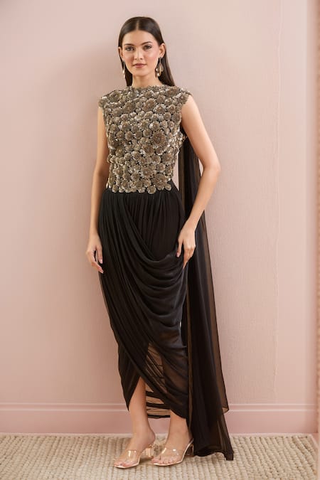 Anamika Khanna Embroidered Draped Saree Skirt & Blouse 