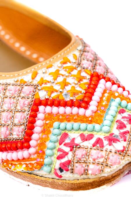 NR By Nidhi Rathi Multi Color Multicoloured Embellished Leather Juttis at Aza Fashions NR By Nidhi Rathi_Multi Color Multicoloured Embellished Leather Juttis _at_Aza_Fashions
