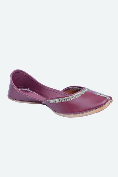 Shop NR By Nidhi Rathi Purple Plain Classic Leather Juttis Online at Aza Fashions Shop_NR By Nidhi Rathi_Purple Plain Classic Leather Juttis _Online_at_Aza_Fashions