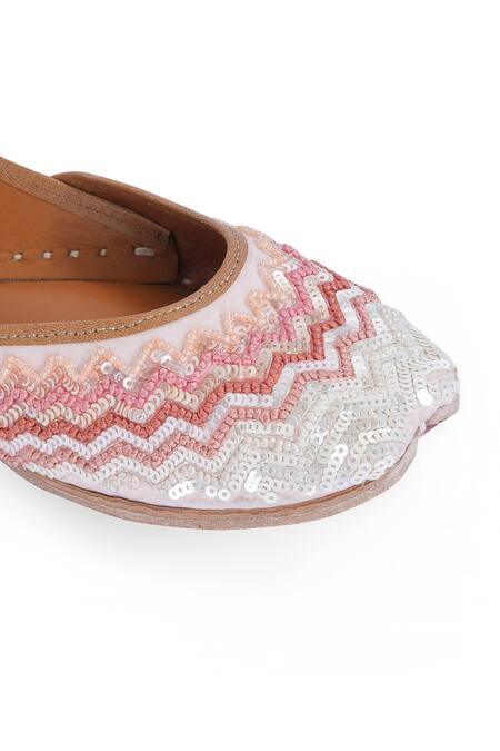 Shop_NR By Nidhi Rathi_White Embroidered Square-toe Juttis _Online_at_Aza_Fashions