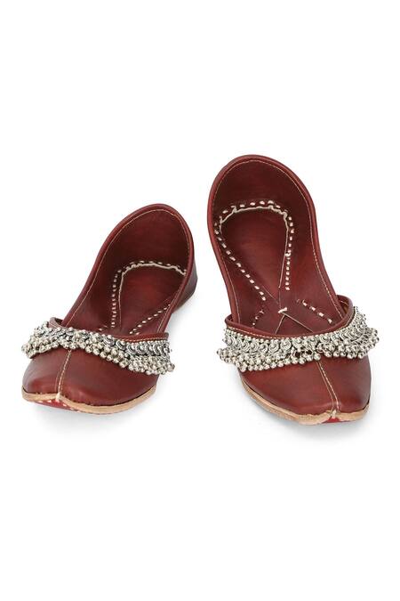 Shop_NR By Nidhi Rathi_Maroon Ghunghroo Embellished Leather Juttis _Online_at_Aza_Fashions