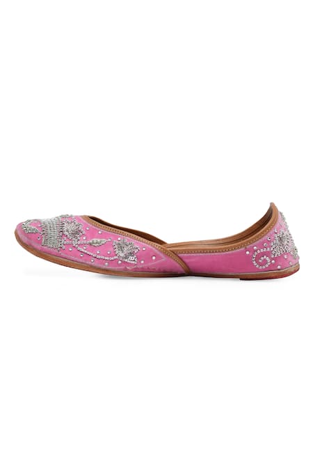 NR By Nidhi Rathi_Pink Beaded Stone Juttis _Online_at_Aza_Fashions