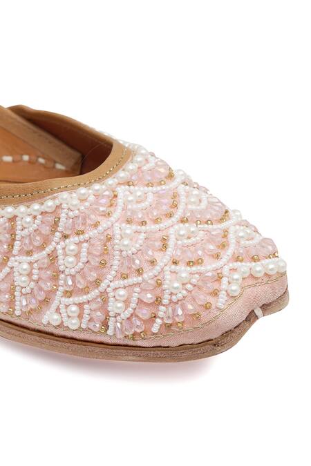 NR By Nidhi Rathi_Rose Gold Embroidered Flat Juttis _at_Aza_Fashions
