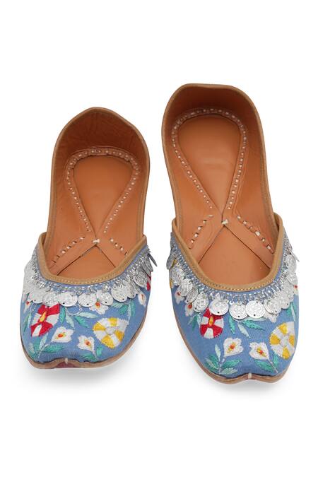Shop_NR By Nidhi Rathi_Blue Hand-embroidered Leather Flat Juttis _Online_at_Aza_Fashions