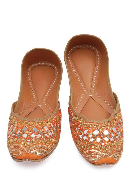 NR By Nidhi Rathi_Orange Embroidered Flat Juttis _at_Aza_Fashions