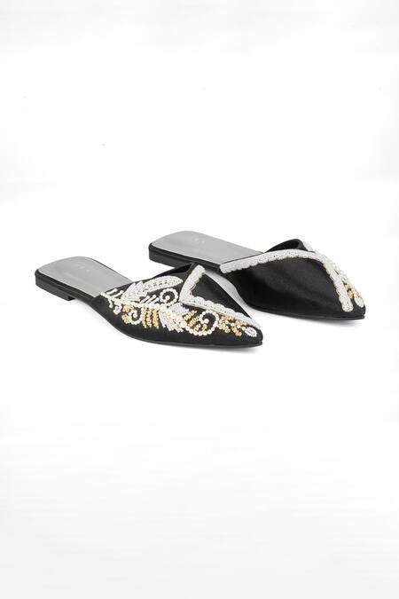 Buy_PEHRA_Black Overlap Cutwork Flats _Online_at_Aza_Fashions