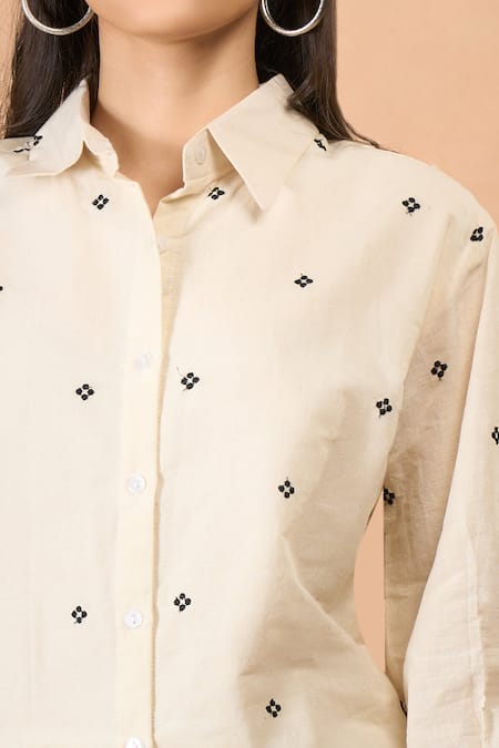 Shop Samyukta Singhania Off White Cotton Embroidery Collared Butterfly Co-ord Set Online at Aza Fashions Shop_Samyukta Singhania_Off White Cotton Embroidery Collared Butterfly Co-ord Set _Online_at_Aza_Fashions