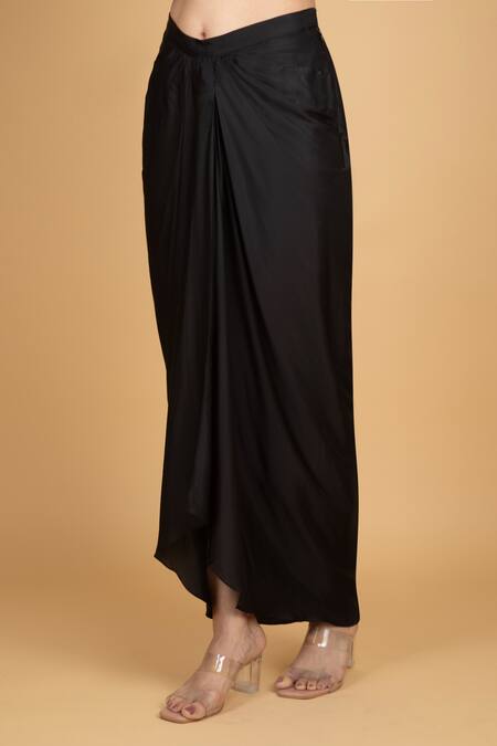 Tanu Malhotra_Black Cotton, Silk, Modal Embroidery Round Neck Floral Print Top And Skirt _at_Aza_Fashions