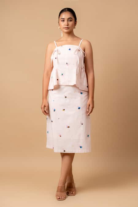 Doodlage Pink Linen Embroidery Square Neck Top And Skirt Set at Aza Fashions Doodlage_Pink Linen Embroidery Square Neck Top And Skirt Set _at_Aza_Fashions