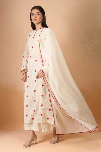 Shop_Khwaab By Sanjana Lakhani_Off White Cotton Embroidery Round Neck Heart Printed Kurta Set _Online_at_Aza_Fashions
