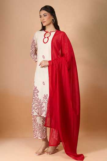 Buy_Samyukta Singhania_Off White Cotton Embroidery Round Neck Kurta Set With Dupatta _Online_at_Aza_Fashions