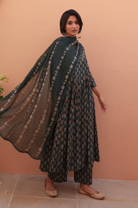 Gulabo Jaipur_Green Cotton Embroidery Keyhole Neck Floral Anarkali Set _Online_at_Aza_Fashions