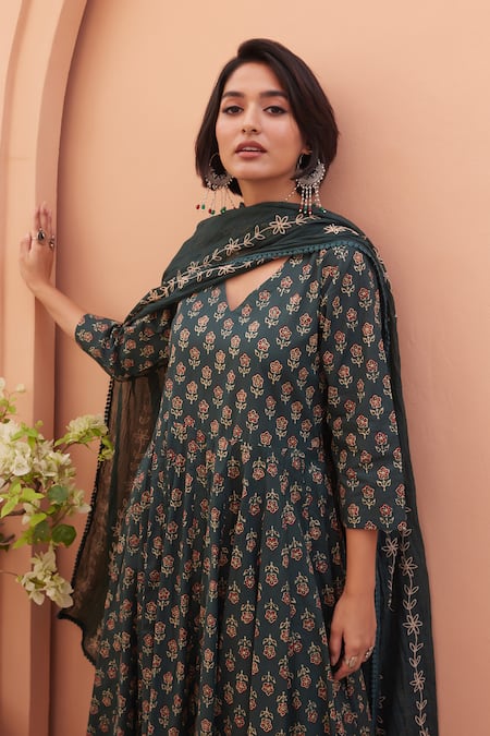 Shop_Gulabo Jaipur_Green Cotton Embroidery Keyhole Neck Floral Anarkali Set _Online_at_Aza_Fashions