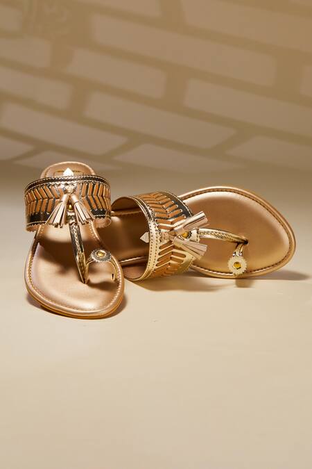 House Of Vian_Gold Tassels Kolhita Kolhapuris _Online_at_Aza_Fashions