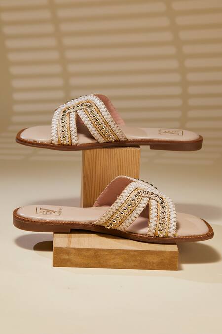 House Of Vian White Designer Meadow Flats Online at Aza Fashions House Of Vian_White Designer Meadow Flats _Online_at_Aza_Fashions