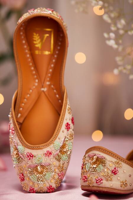 Buy_House Of Vian_Multi Color Embroidered Multicolor Ulfat Juttis _Online_at_Aza_Fashions