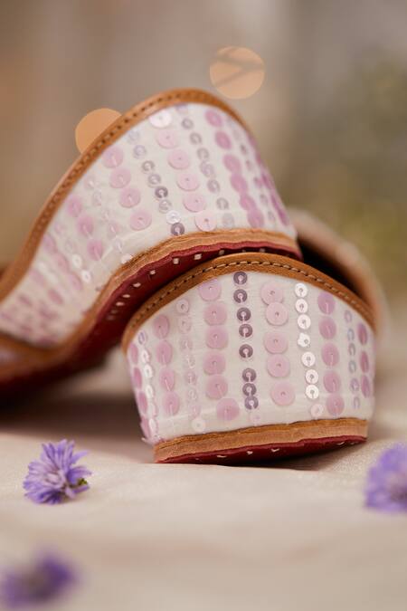 House Of Vian_Purple Designer Lilac Embroidered Juttis _Online_at_Aza_Fashions