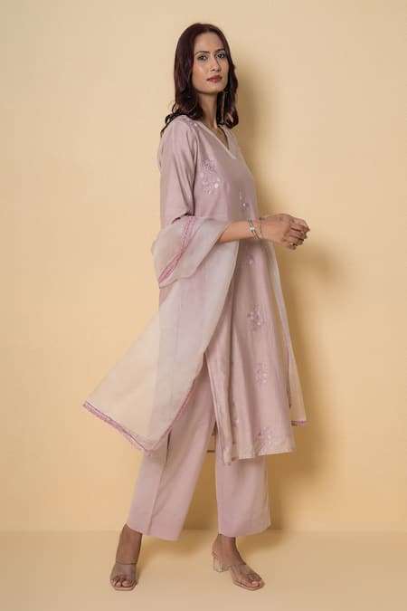 Kameez_Pink Chanderi, Cotton, Organza Embroidery V-neck Bare Blush Suit Set _Online_at_Aza_Fashions