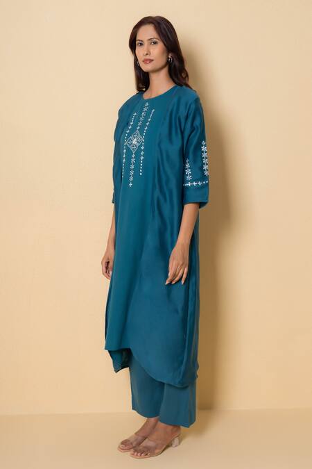 Kameez Teal Cotton, Chanderi Embroidery Round , Open Ocean Dew Kurta Set at Aza Fashions Kameez_Teal Cotton, Chanderi Embroidery Round , Open Ocean Dew Kurta Set _at_Aza_Fashions