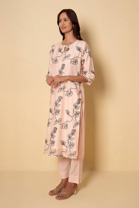 Kameez_Peach Chanderi, Cotton Embroidery Round Neck Kurta Set _Online_at_Aza_Fashions