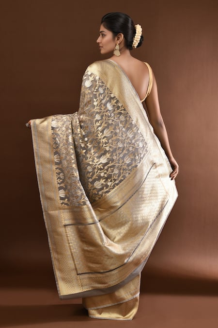 Samyukta Singhania Flower Weave Banarasi Silk Saree With Running Blouse 