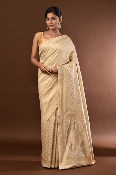 Samyukta Singhania Leaf Woven Banarasi Silk Saree With Running Blouse 