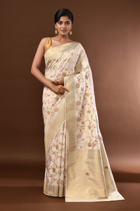 Samyukta Singhania Flower Banarasi Silk Saree With Running Blouse 
