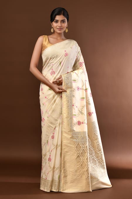 Samyukta Singhania Flower Weave Banarasi Silk Saree With Running Blouse 