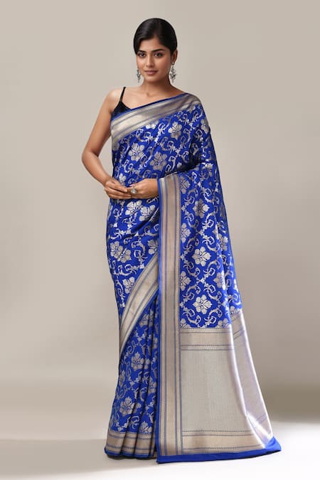 Samyukta Singhania Flower Weave Banarasi Silk Saree With Running Blouse 