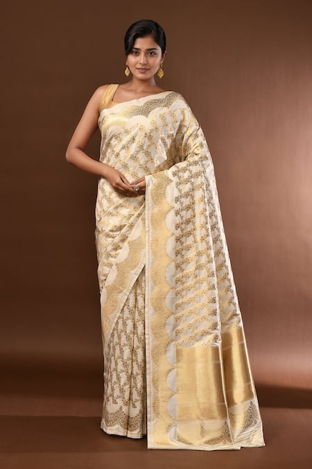 Samyukta Singhania Jaal Weave Banarasi Silk Saree With Running Blouse 