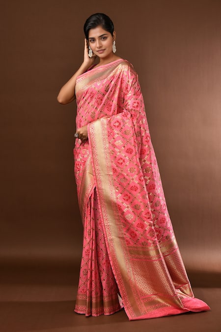 Samyukta Singhania_Peach Jaal Weave Banarasi Silk Saree With Running Blouse _Online_at_Aza_Fashions