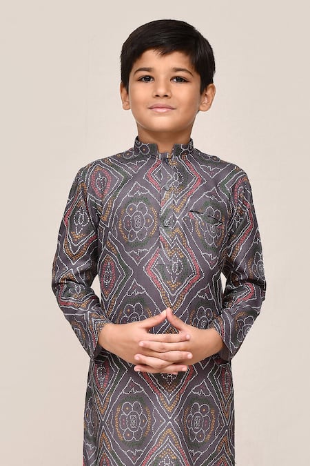 Buy_Petite Pomme_Gray Linen, Cotton Grey Bandhani Print Kurta And White Pant Set 