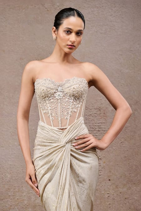 Tarun Tahiliani Ivory Tulle, Net, Jersey Sequins, Beads Sweetheart Neck Corset And Foil Skirt Set Online at Aza Fashions Tarun Tahiliani_Ivory Tulle, Net, Jersey Sequins, Beads Sweetheart Neck Corset And Foil Skirt Set _Online_at_Aza_Fashions