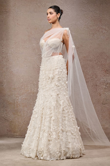 Buy_Tarun Tahiliani_Ivory Net, Tulle Beads, Pearls, Sequins Sweetheart Embroidered Lehenga Saree Set _Online_at_Aza_Fashions