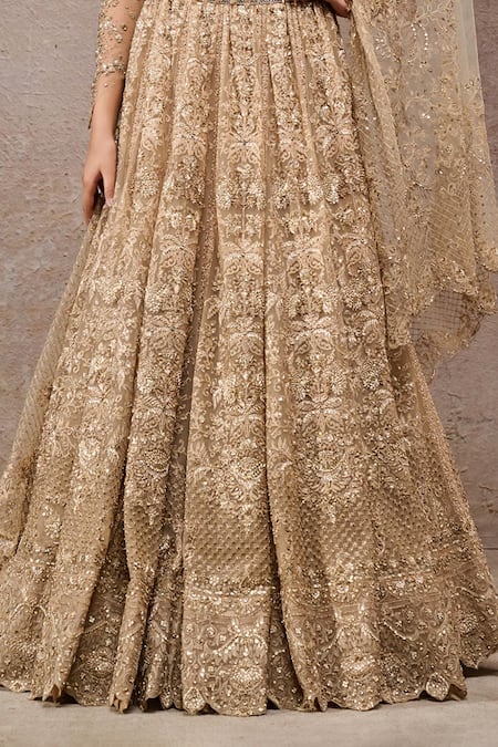 Shop_Tarun Tahiliani_Gold Tulle, Net Sequins, Embroidery Sweetheart Neck Lehenga Set _Online_at_Aza_Fashions