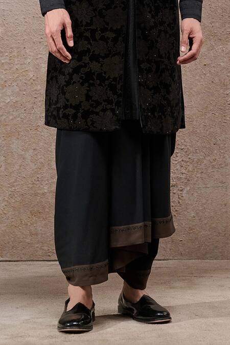 Tarun Tahiliani_Black Cotton, Velvet, Jacquard, Georgette Sherwani Kurta Set _Online_at_Aza_Fashions