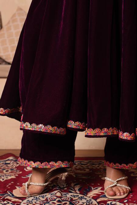 Buy_Pomcha Jaipur_Burgundy Velvet, Silk Gota Patti Round Neck Anarkali Set _Online_at_Aza_Fashions