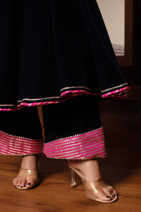 Buy Pomcha Jaipur Blue Velvet, Net Tassels, Gota Patti Square Neck Royal Anarkali Set Online at Aza Fashions Buy_Pomcha Jaipur_Blue Velvet, Net Tassels, Gota Patti Square Neck Royal Anarkali Set _Online_at_Aza_Fashions