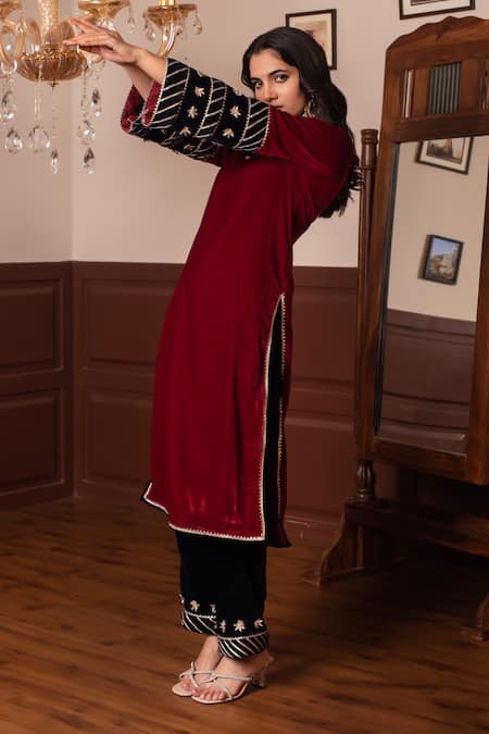 Buy_Pomcha Jaipur_Maroon Velvet Gota Patti, Embroidery V-neck Kurta Pant Set _Online_at_Aza_Fashions