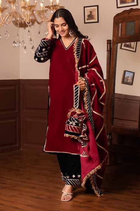 Pomcha Jaipur Maroon Velvet Kurta Pant Set 
