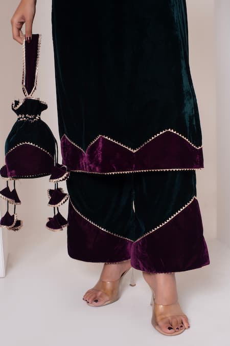 Buy_Pomcha Jaipur_Green Velvet, Silk Gota Patti V-neck Bottle Kurta Pant Set _Online_at_Aza_Fashions