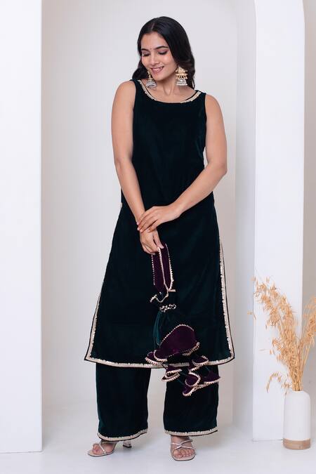Shop_Pomcha Jaipur_Green Velvet, Silk Gota Patti Round Neck Bottle Kurta Set _Online_at_Aza_Fashions