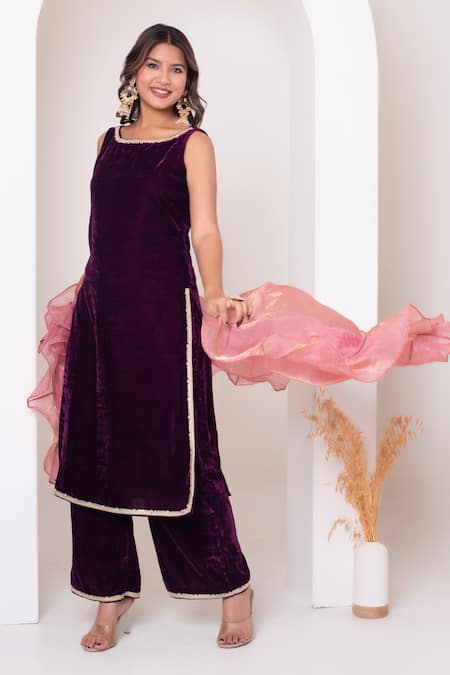 Pomcha Jaipur_Burgundy Velvet, Silk Gota Patti Round Neck Kurta Pant Set _Online_at_Aza_Fashions